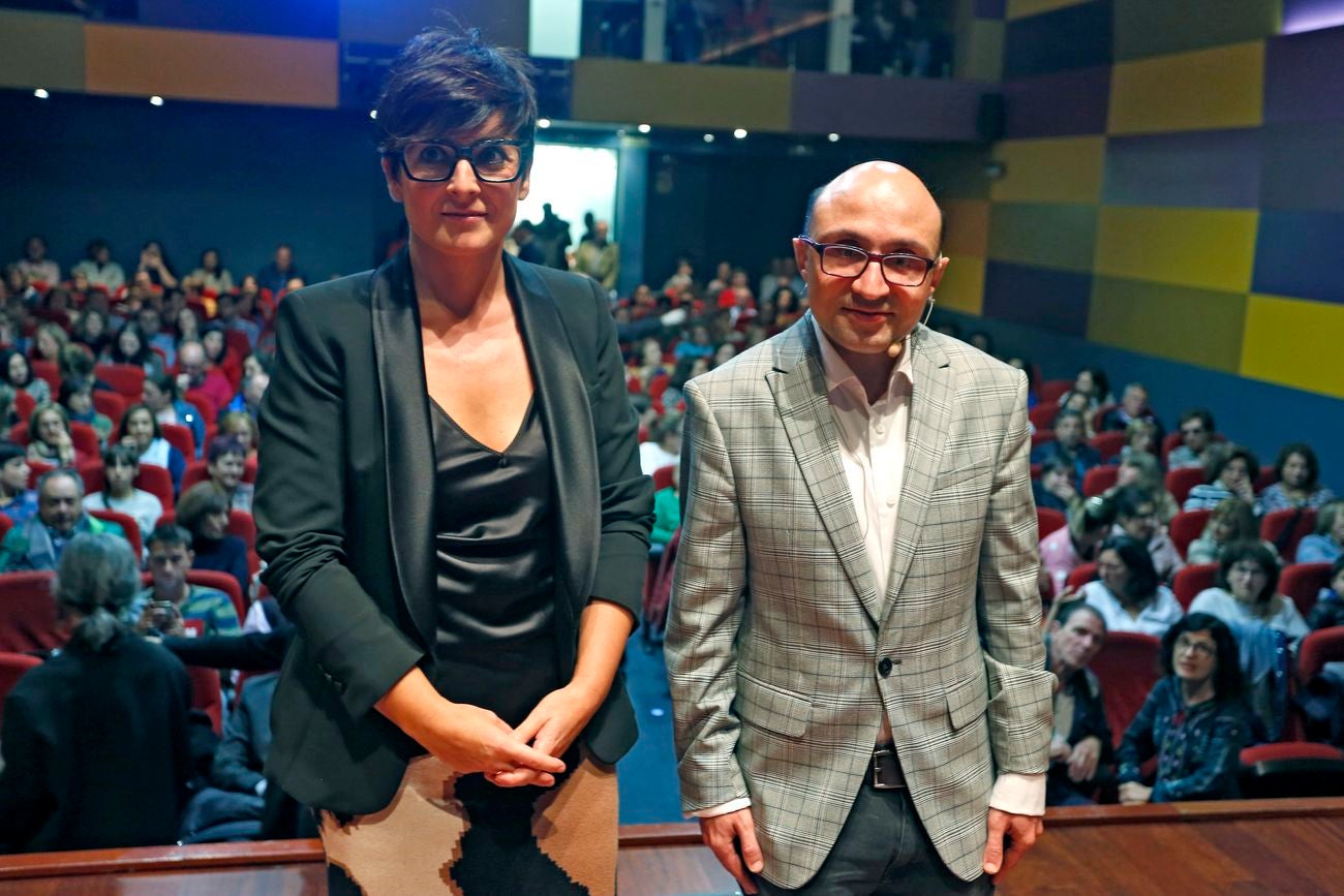 El actor leonés Jesús Vidal, premio como intérprete revelación en los Goya por la película 'Campeones' ofrece una conferencia organizada por Unicaja Banco.