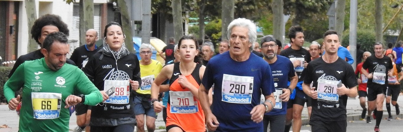 León se ha convertido de nuevo en el escenario para una gran cita del atletismo. Brillantes 10 kilómetros en la ciudad.