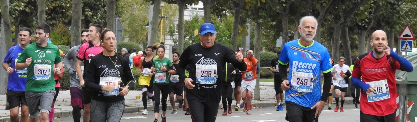 León se ha convertido de nuevo en el escenario para una gran cita del atletismo. Brillantes 10 kilómetros en la ciudad.