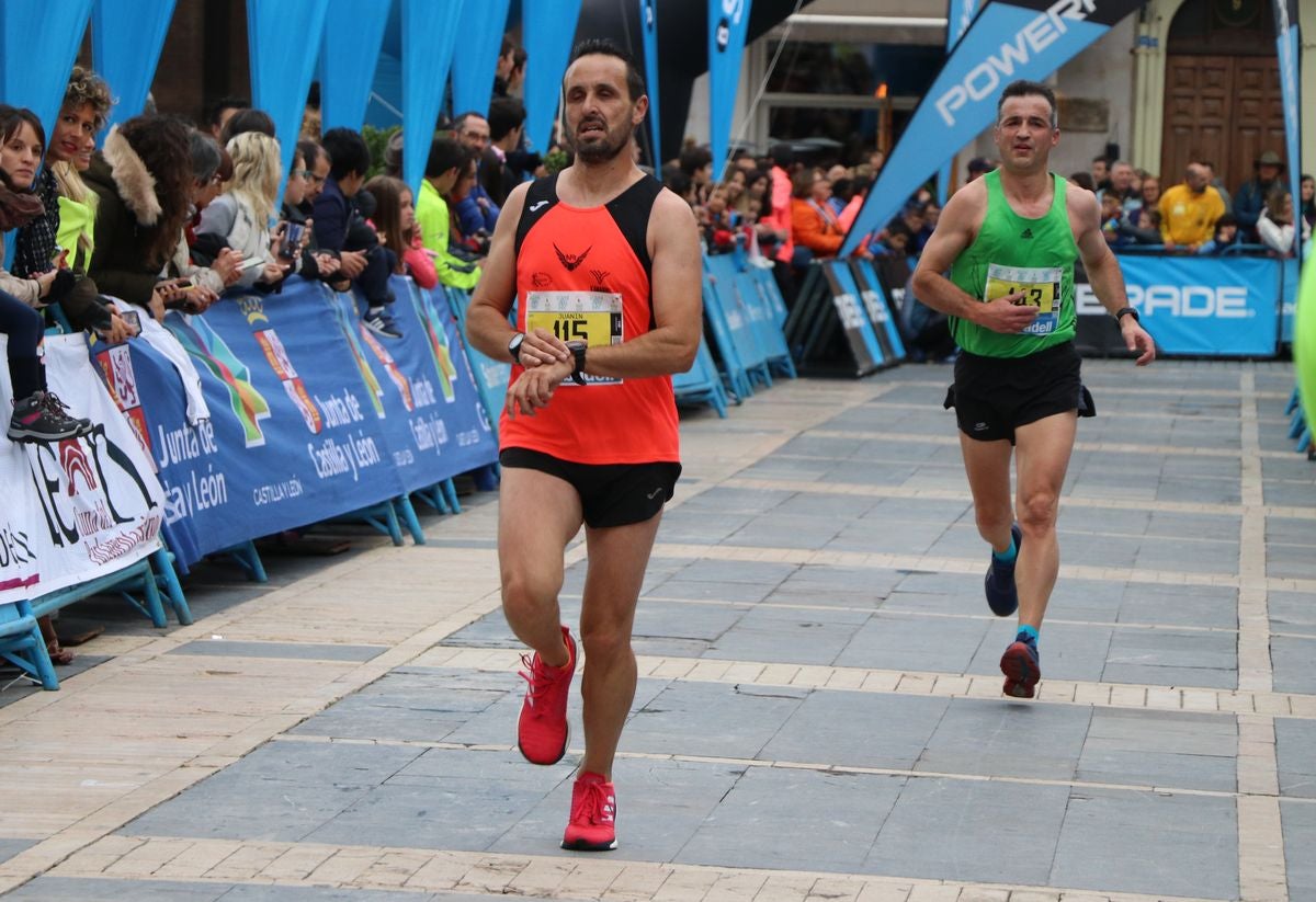 Fotos: La meta de los 10km Ciudad de León