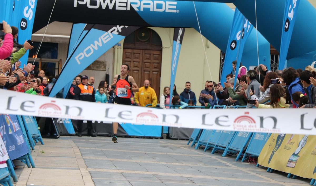 Fotos: La meta de los 10km Ciudad de León