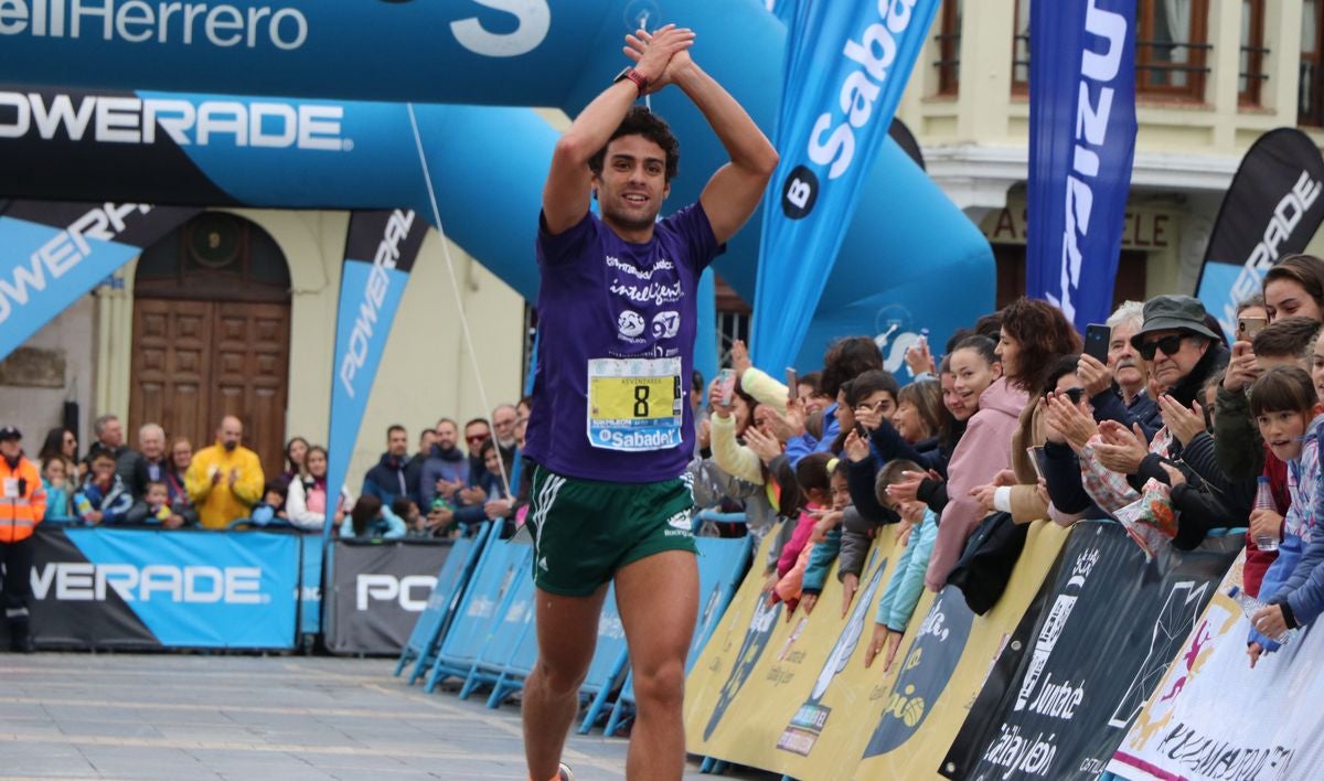 Fotos: La meta de los 10km Ciudad de León