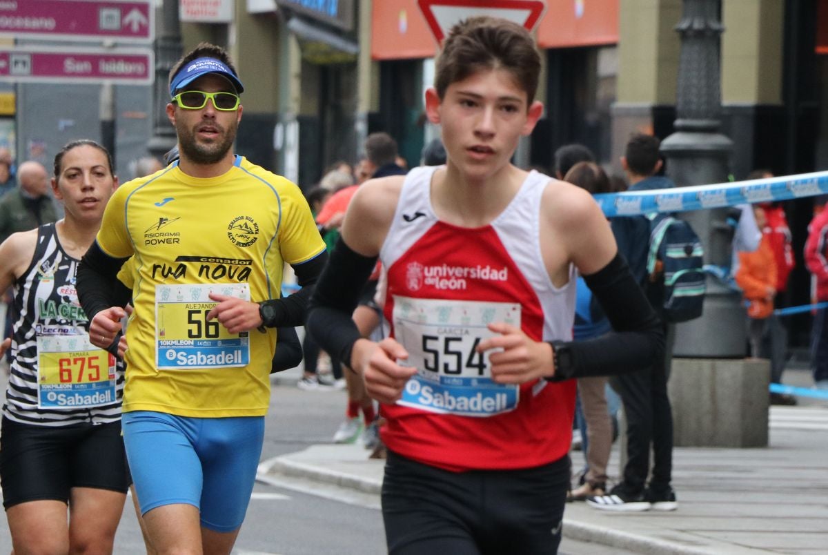 Fotos: Los 10km de León, a su paso por Ordoño II