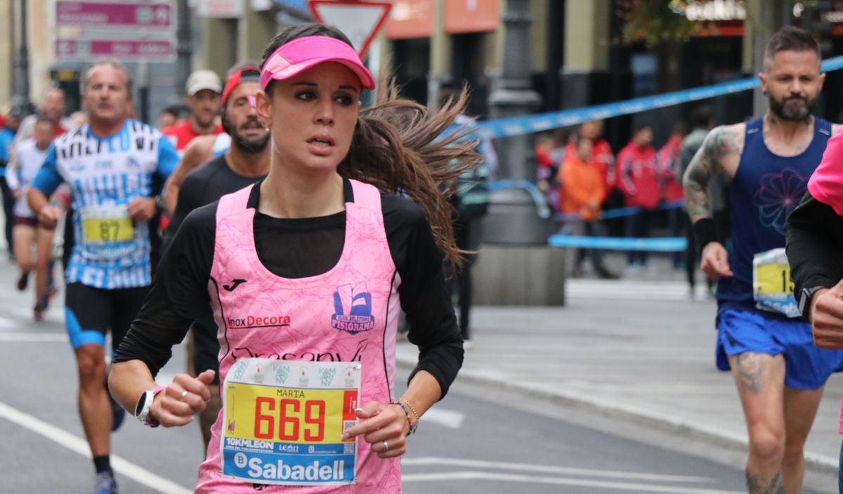 Fotos: Los 10km de León, a su paso por Ordoño II