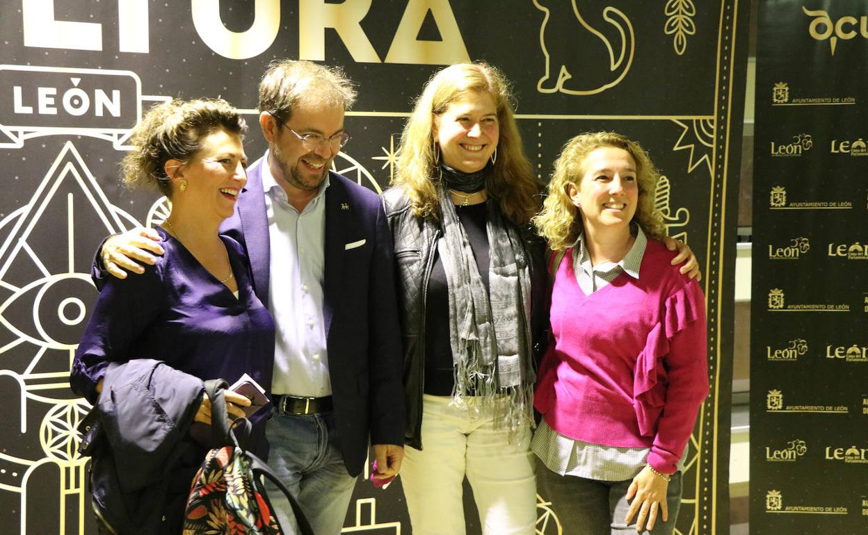 Margarita Torres, junto a Javier Sierra, en la última edición de Ocultura, que no tuvo promoción municipal.