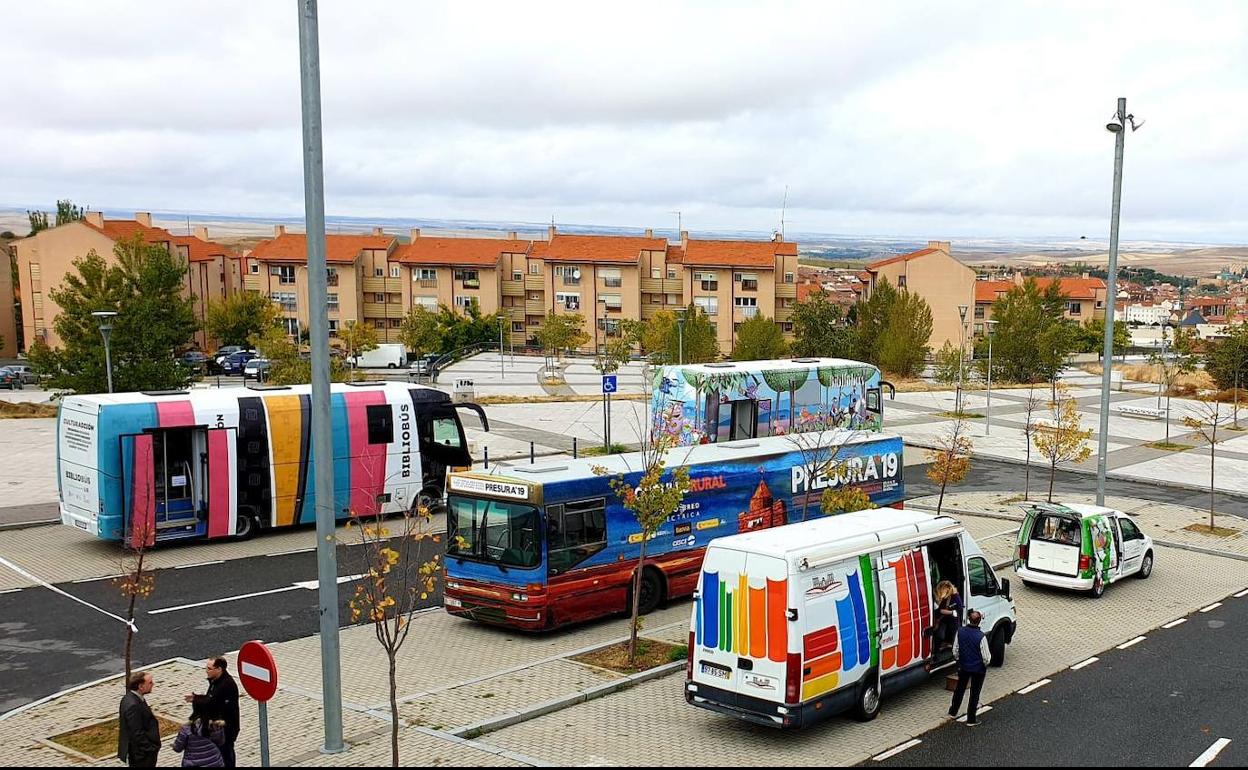 Reunión de bibliobuses en Segovia.