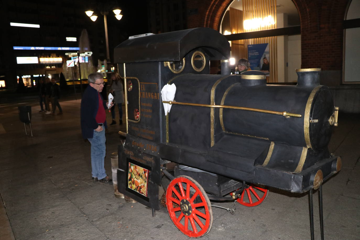 Fotos: El castañero vuelve a la calle Ancha