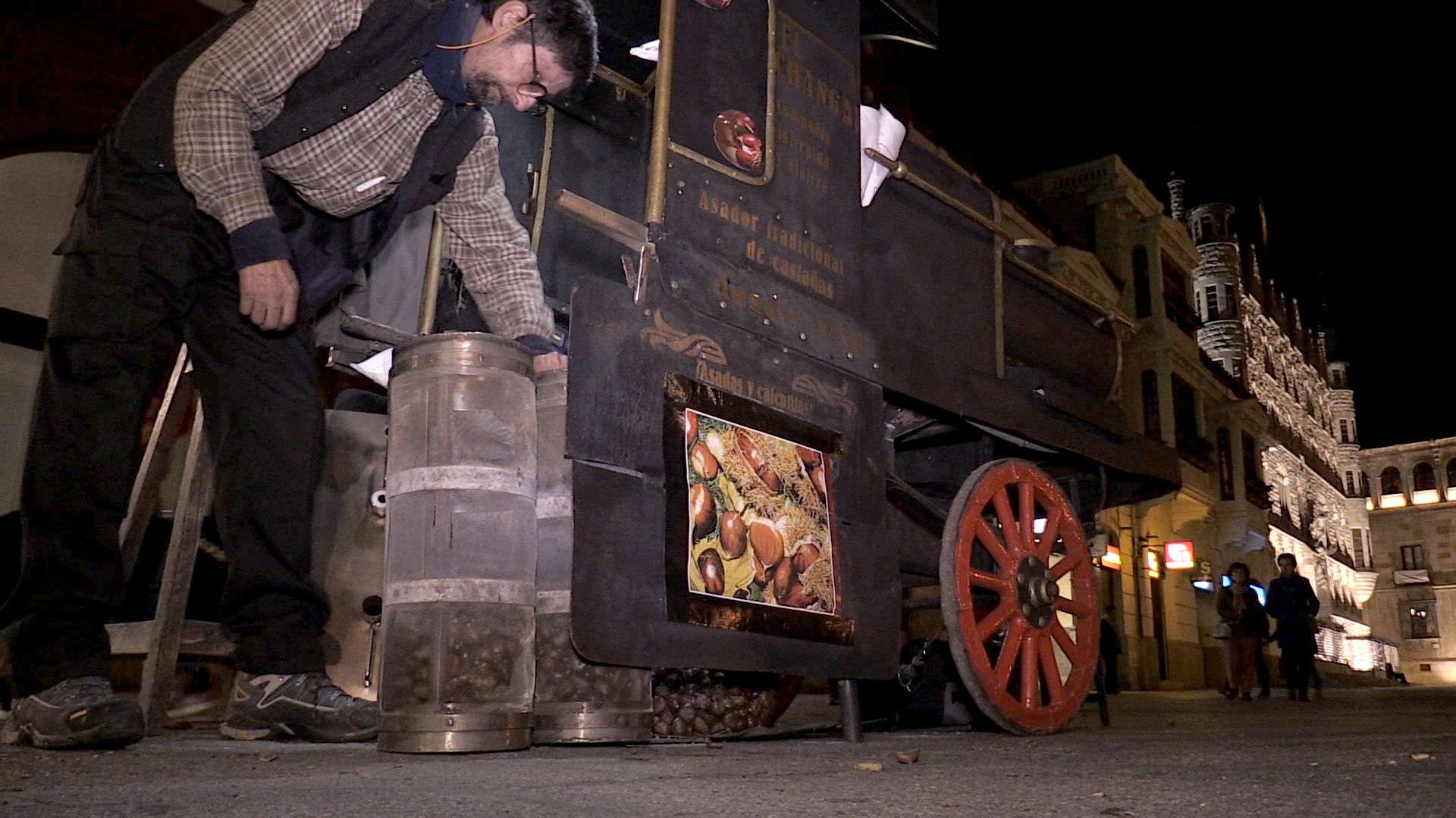 Fotos: El castañero vuelve a la calle Ancha