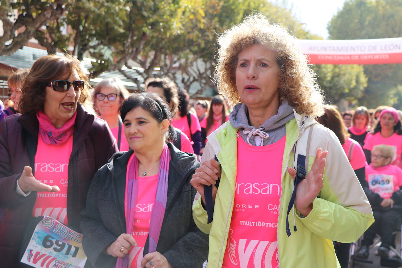 La ciudad de León acoge una nueva carrera de la lucha contra el cáncer de mama.