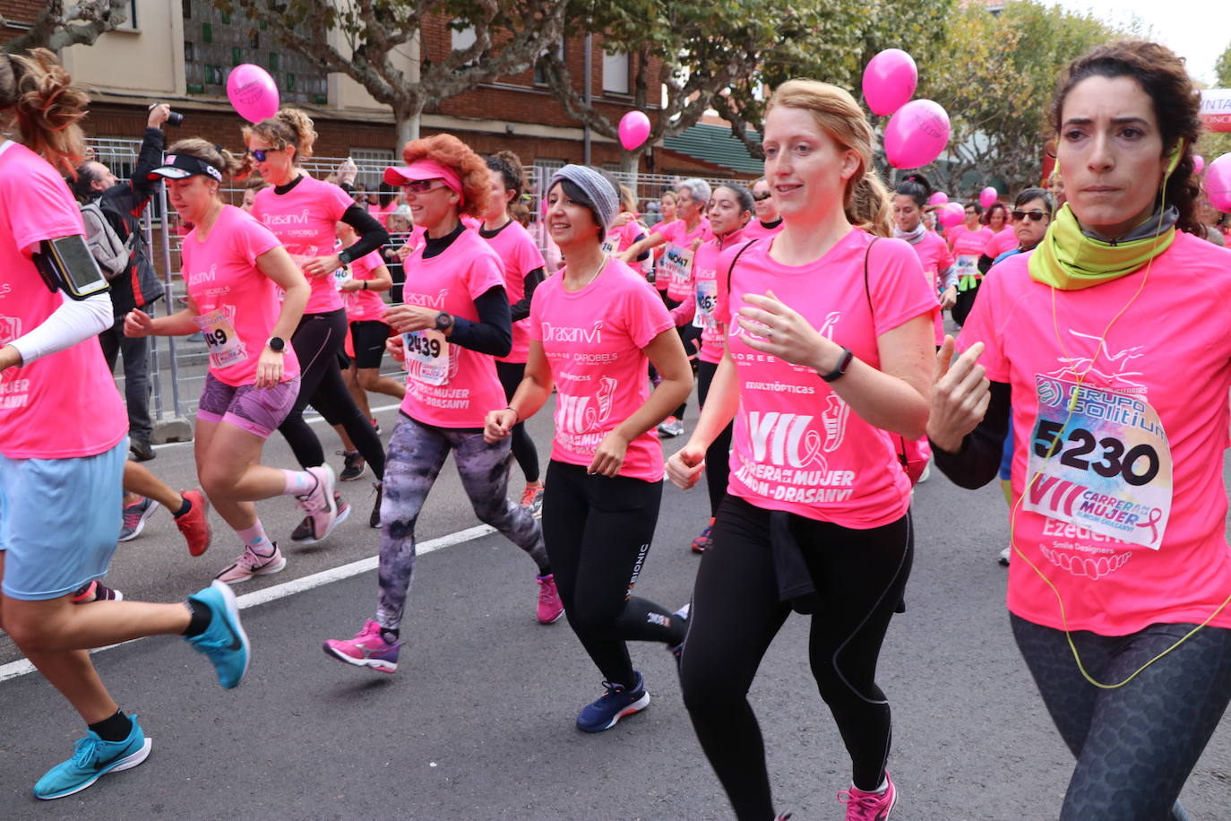 La ciudad de León acoge una nueva carrera de la lucha contra el cáncer de mama.