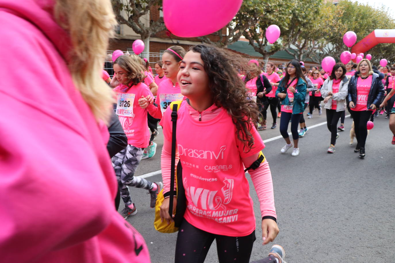 La ciudad de León acoge una nueva carrera de la lucha contra el cáncer de mama.