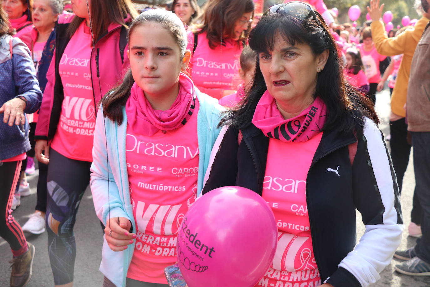 La ciudad de León acoge una nueva carrera de la lucha contra el cáncer de mama.