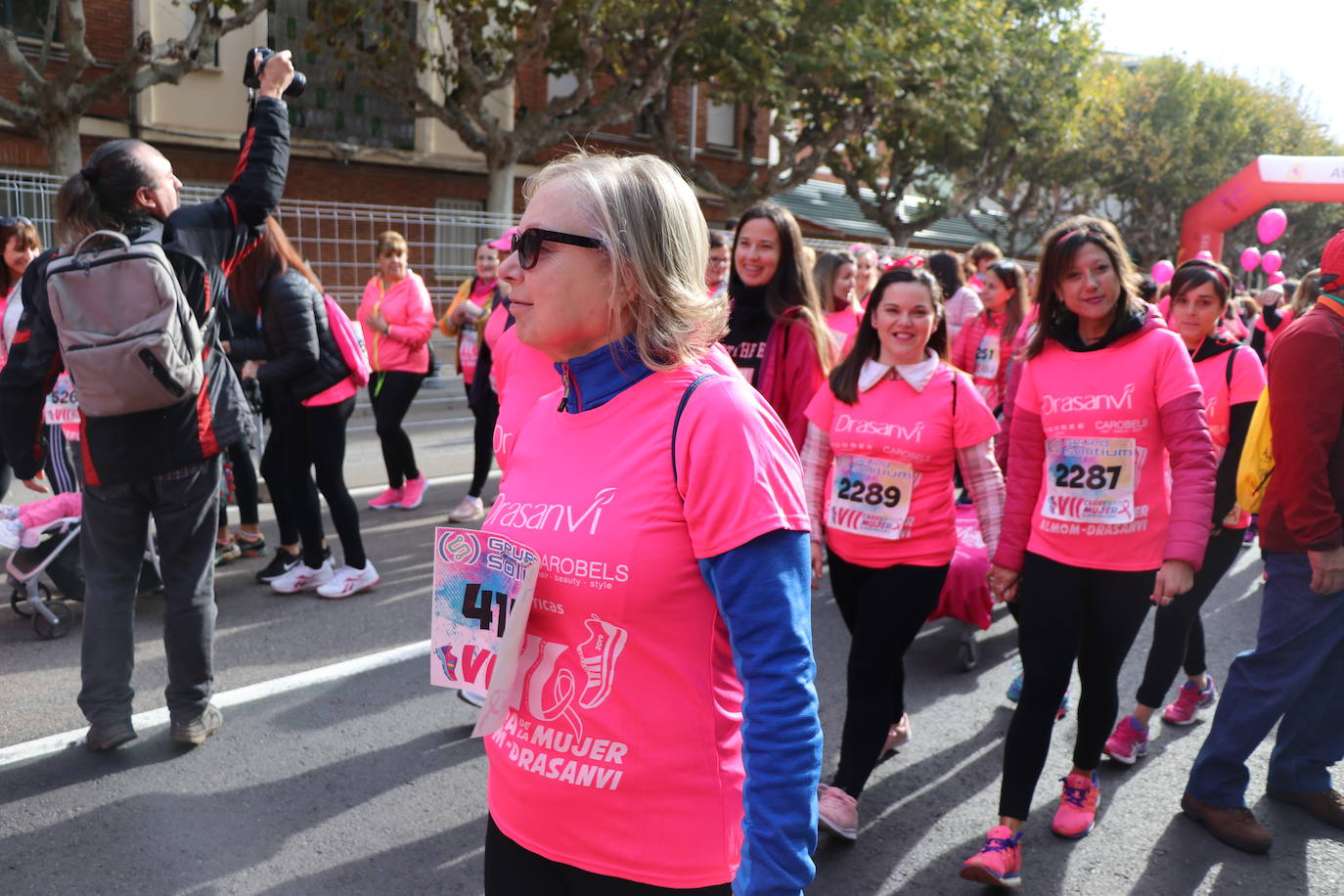 La ciudad de León acoge una nueva carrera de la lucha contra el cáncer de mama.