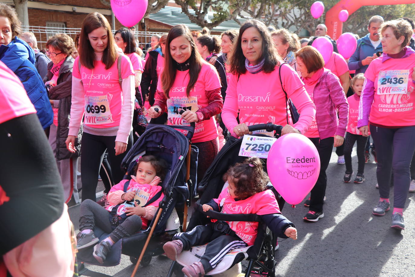 La ciudad de León acoge una nueva carrera de la lucha contra el cáncer de mama.