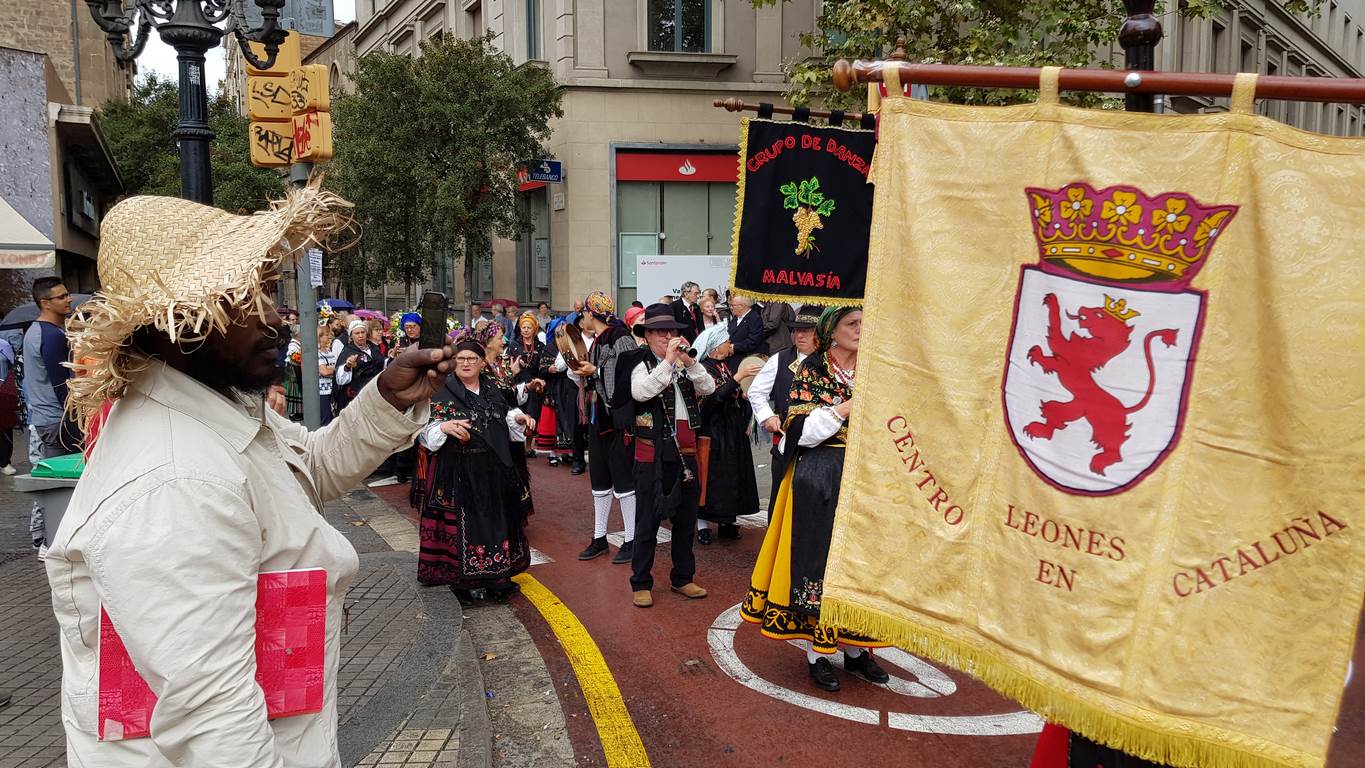 León pierde una de sus mejores embajadas y cierra la 'Casa de León' en Barcelona por la falta de apoyo institucional. En las fotografías, actos conmemorativos en 2018.