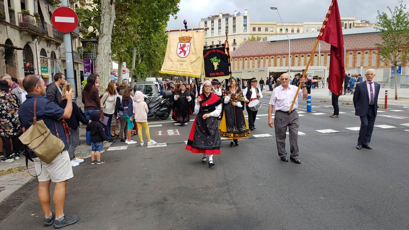 León pierde una de sus mejores embajadas y cierra la 'Casa de León' en Barcelona por la falta de apoyo institucional. En las fotografías, actos conmemorativos en 2018.