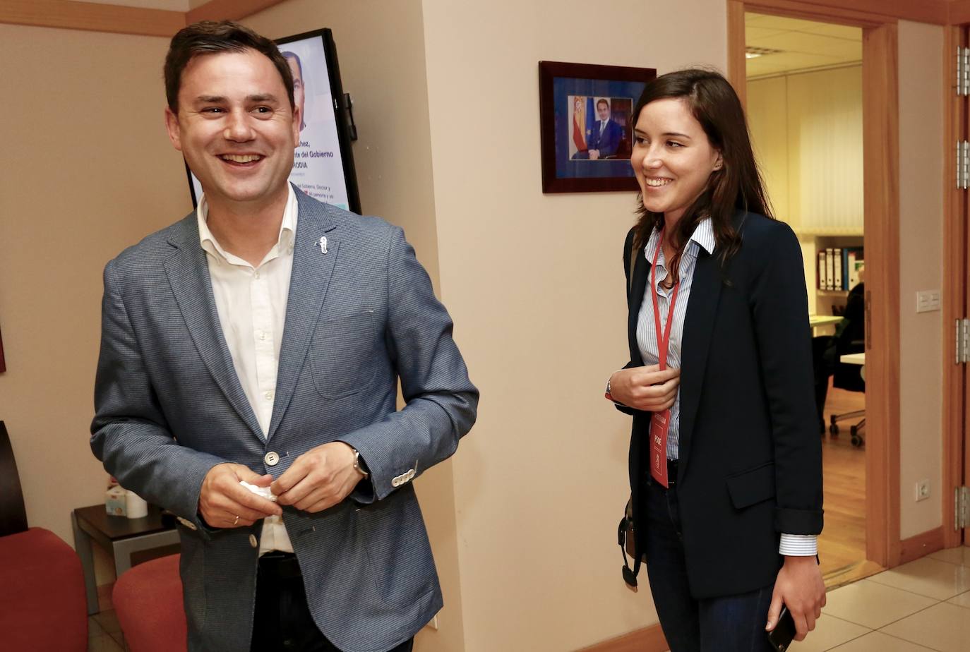 Javier Alfonso Cendón y Andrea Fernández, candidatos del PSOE por León, repitirían en el Congreso según el CIS.