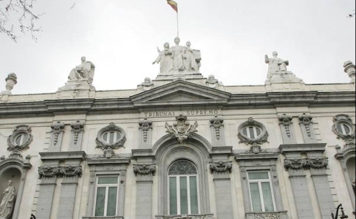 Fachada del Tribunal Supremo en Madrid. 