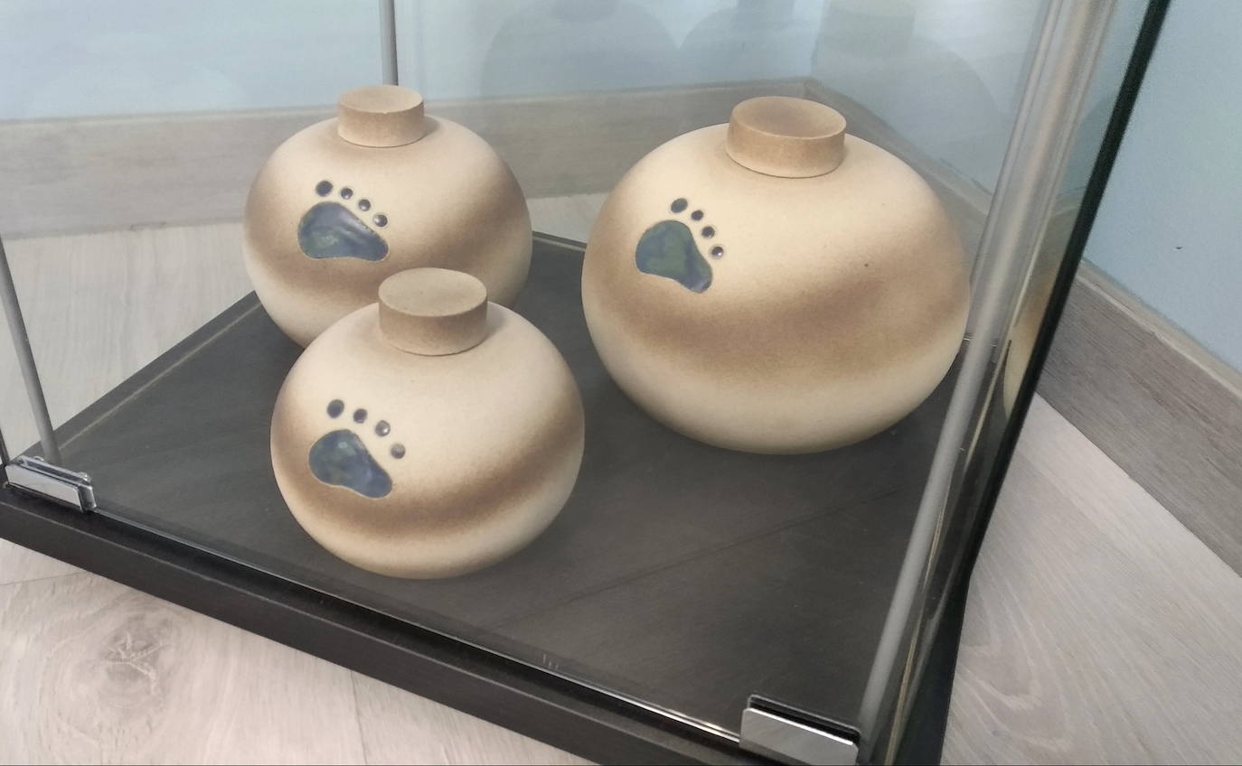 Fotos: El tanatorio crematorio para mascotas Simas, situado en Cabañas Raras