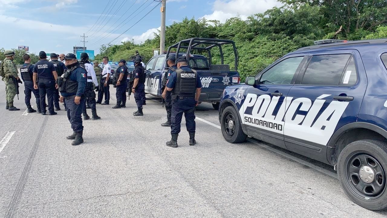 La policía investiga si la turista leonesa secuestrada en Cancún sufrió abusos sexuales. La gravedad de la situación obligó a movilizar a la Guardia Nacional, Marina, Policía Federal y medios aéreos. 