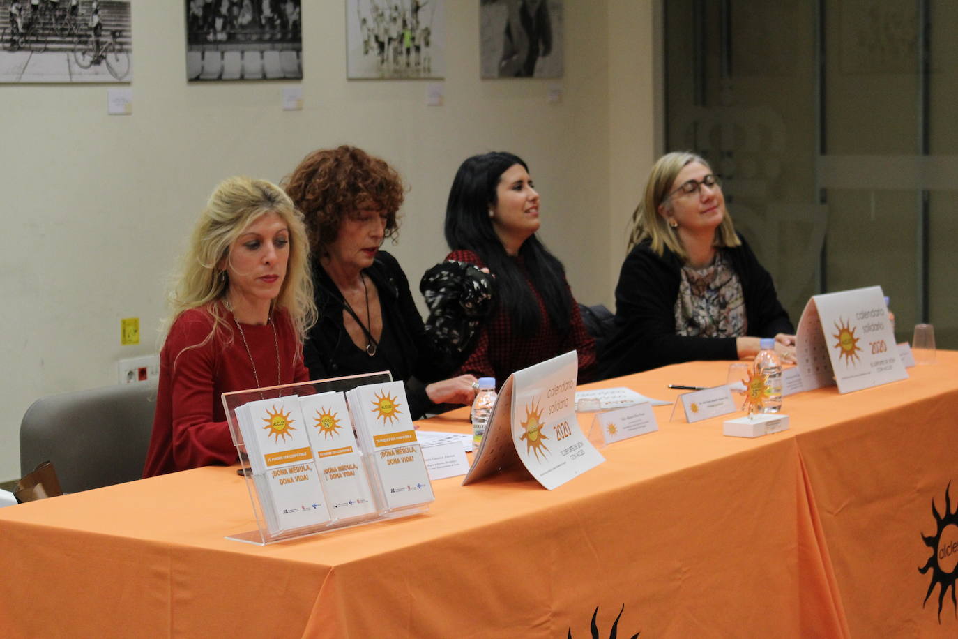 Fotos: Presentación del calendario de Alcles