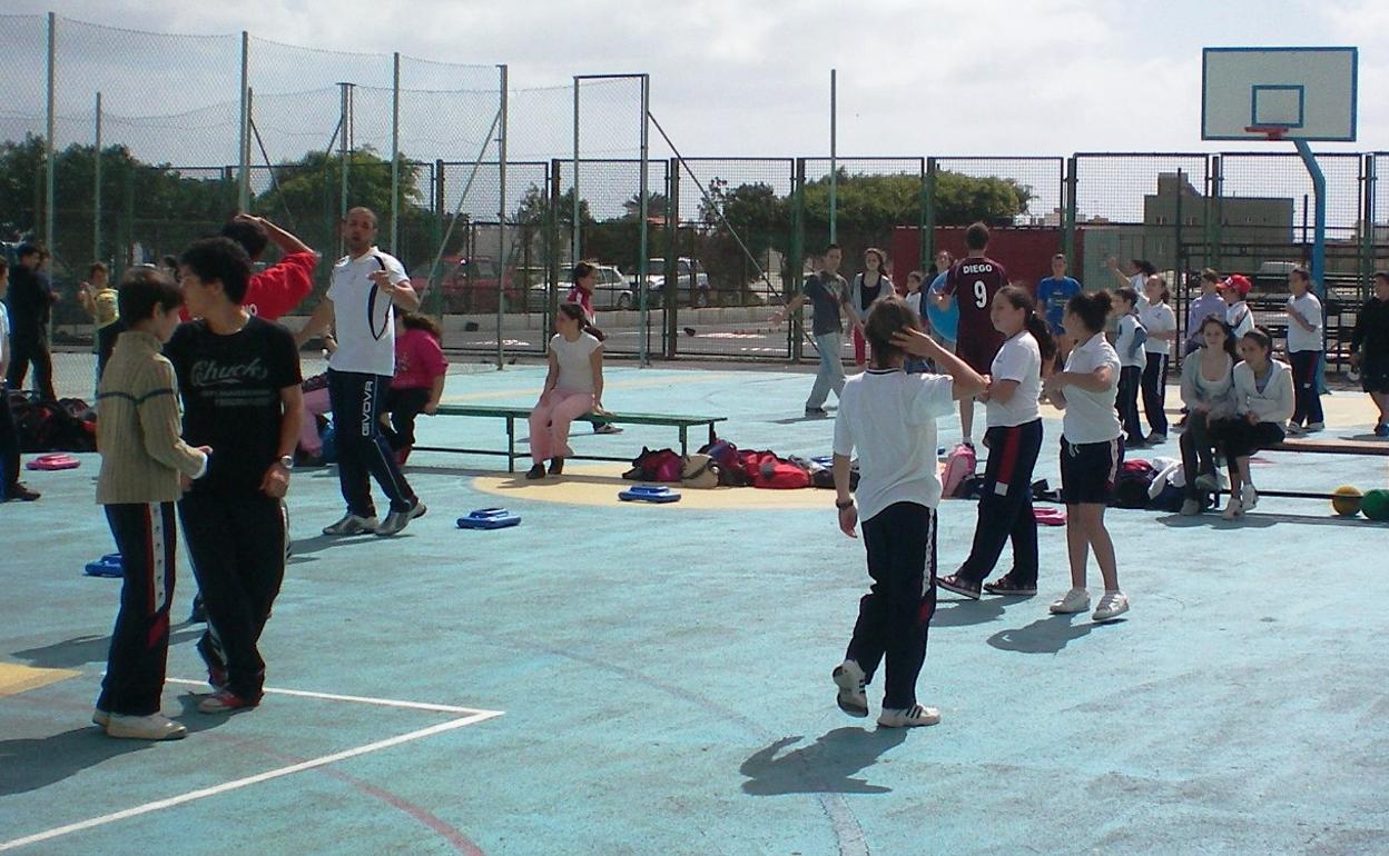 Las Escuelas Deportivas organizan este sábado actividades de cinco disciplinas