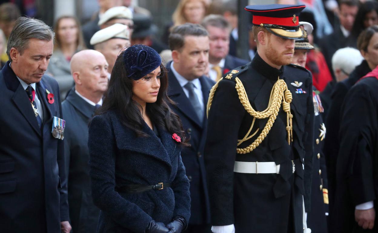 Los duques de Sussex, durante el servicio religioso en la Abadía de Westminster.