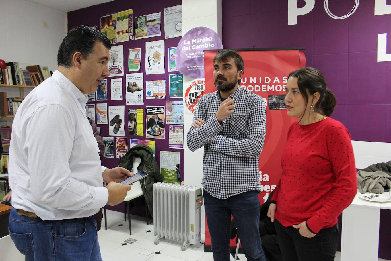 Fotos: Unidas Podemos sigue el recuento de las Elecciones Generales