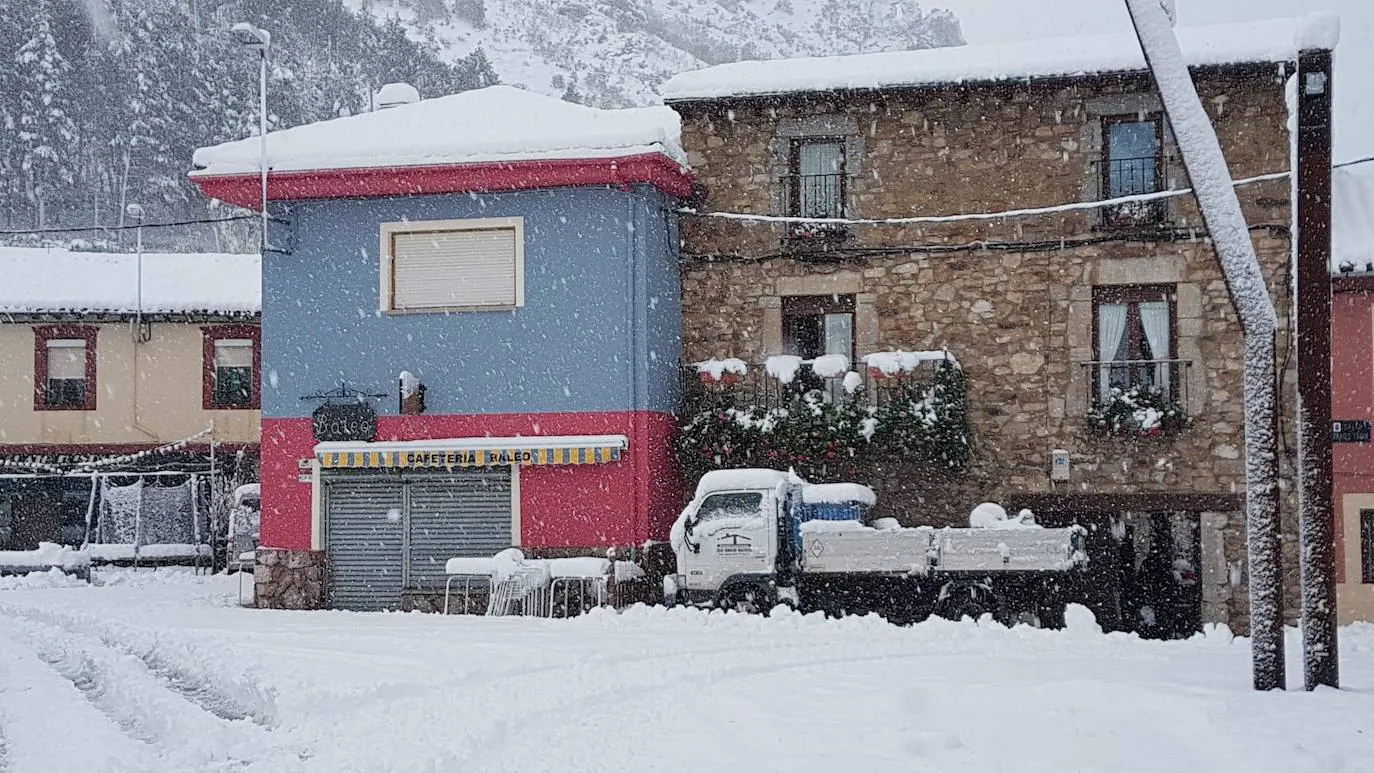 Fotos: La provincia se tiñe de blanco