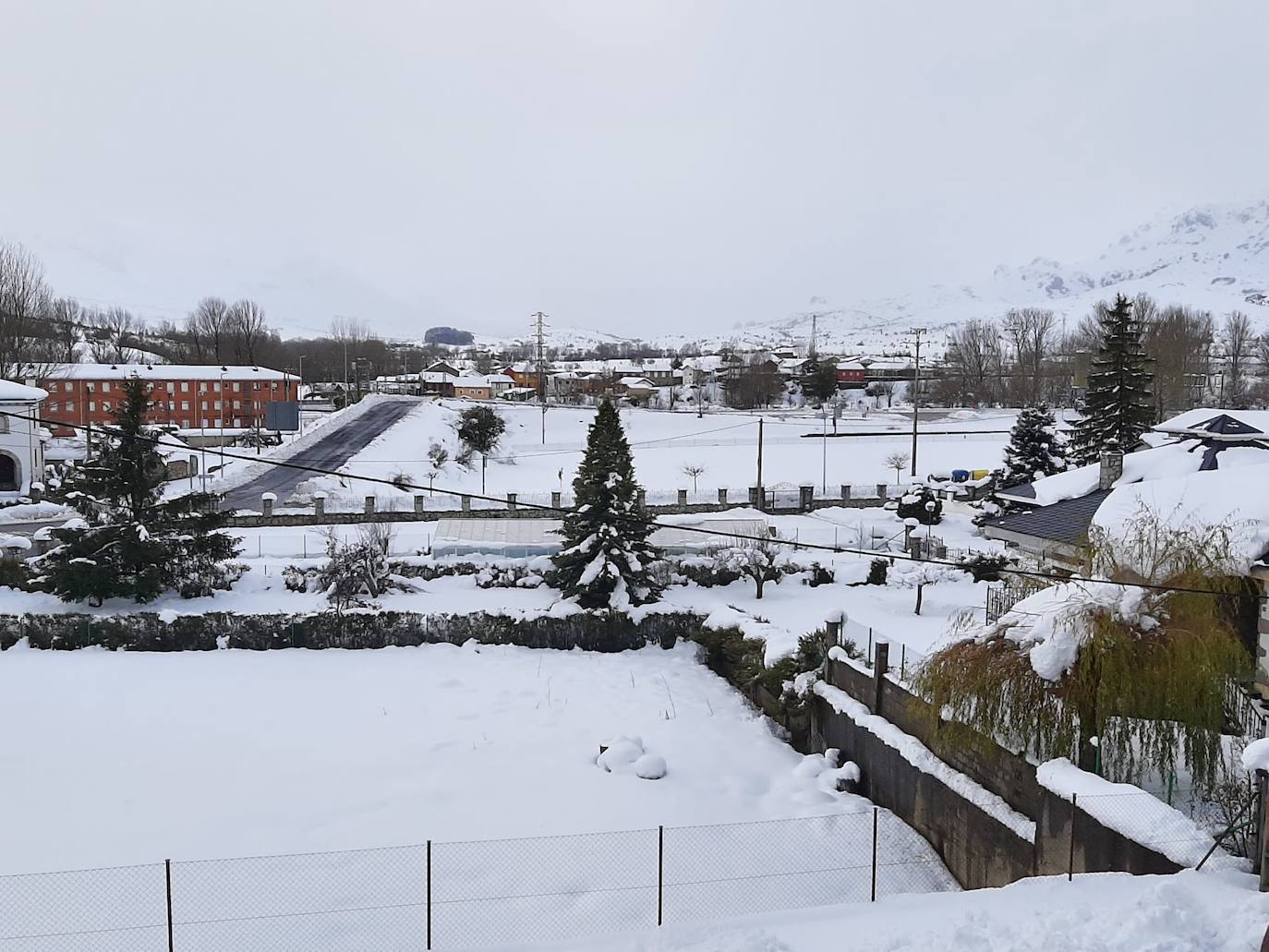 Fotos: Un paisaje invernal en León