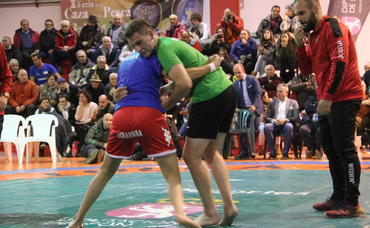 La lucha leonesa debatirá este sábado su nuevo marco legal