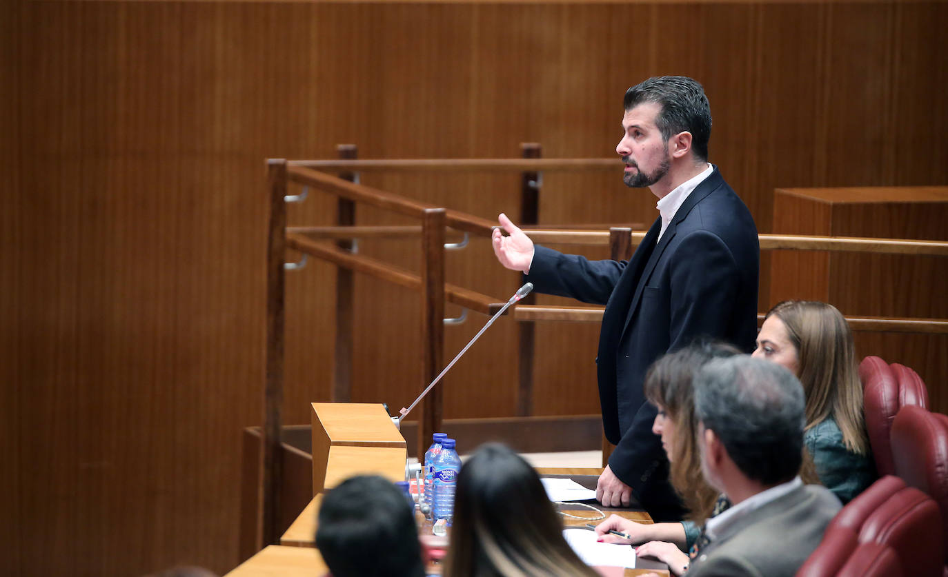 Fotos: Pleno de las Cortes de Castilla y León