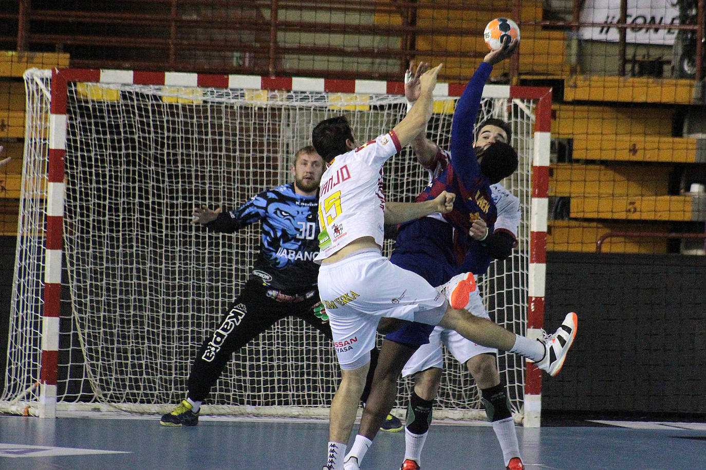 Fotos: Las imágenes del Abanca Ademar-Barça