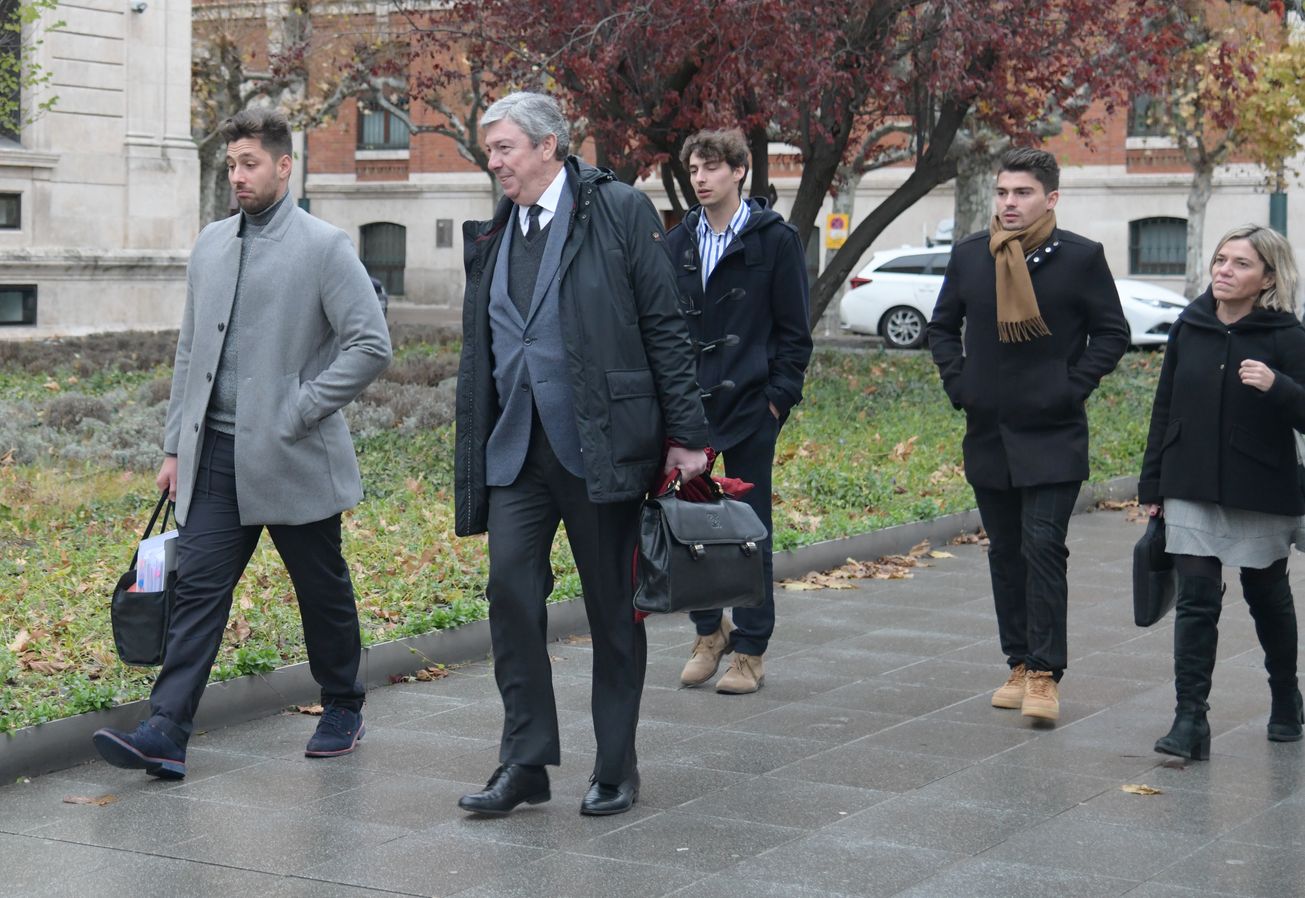 Los dos jugadores leoneses acuden a la última jornada del juicio en la Audiencia de Burgos. 