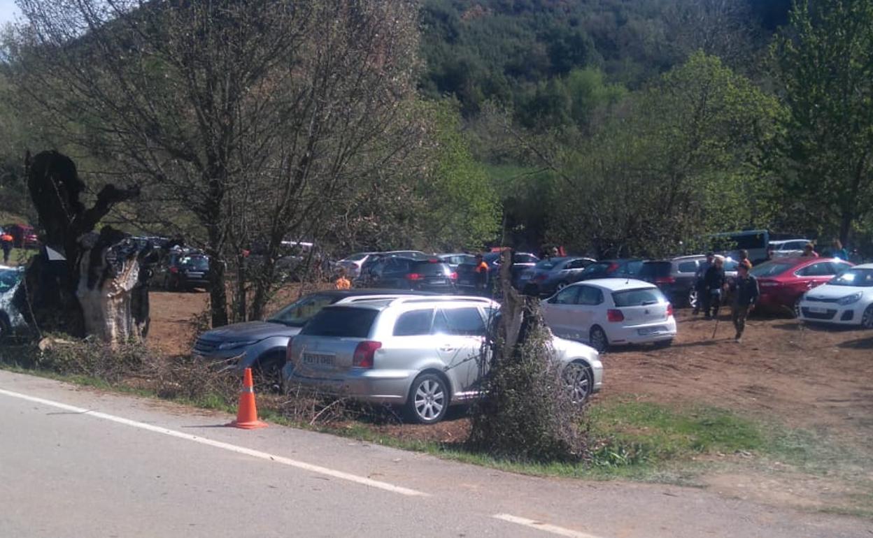 Estacionamiento de vehículos en Las Médulas.