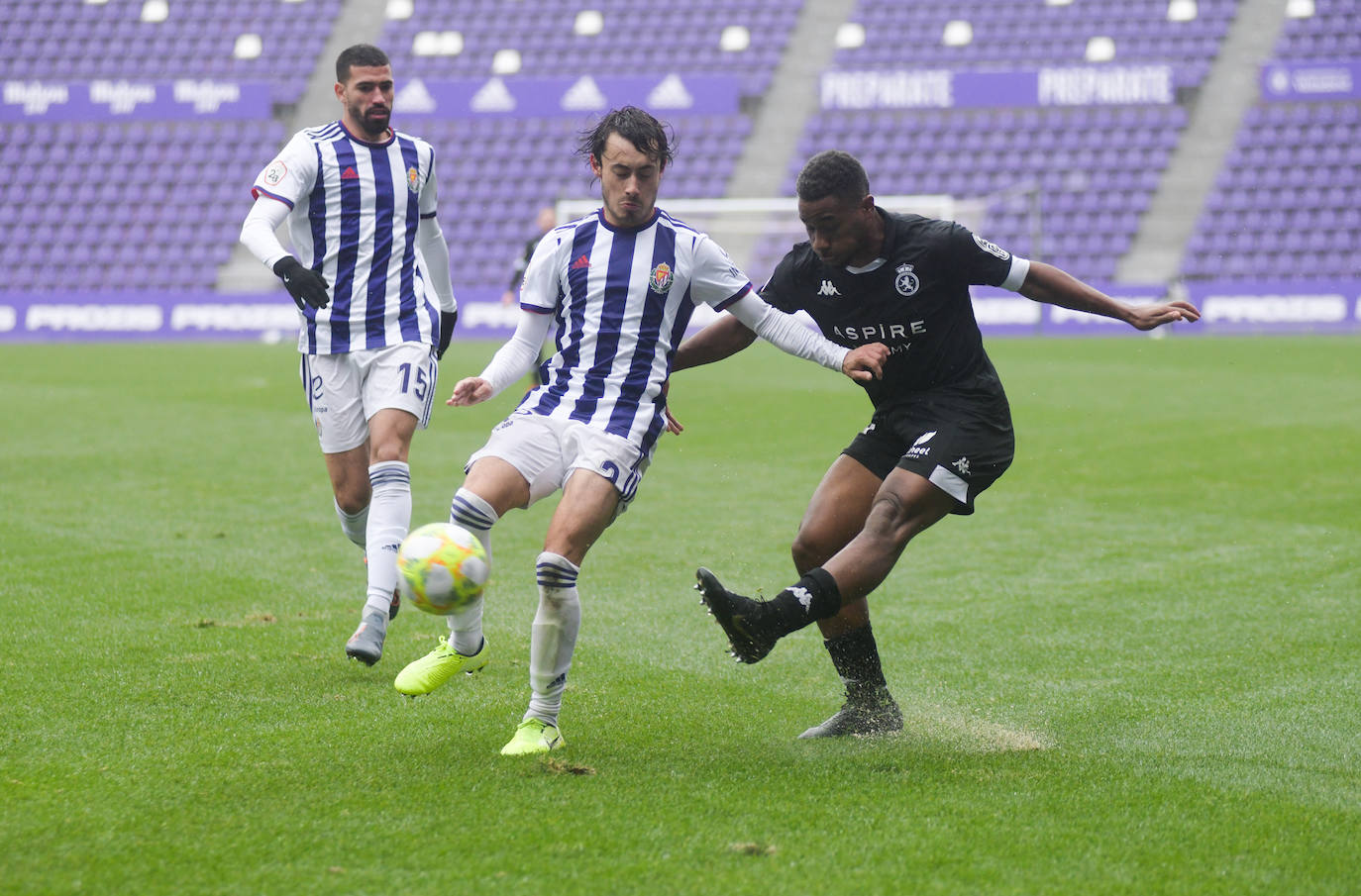 Fotos: Las imágenes del Valladolid B-Cultural