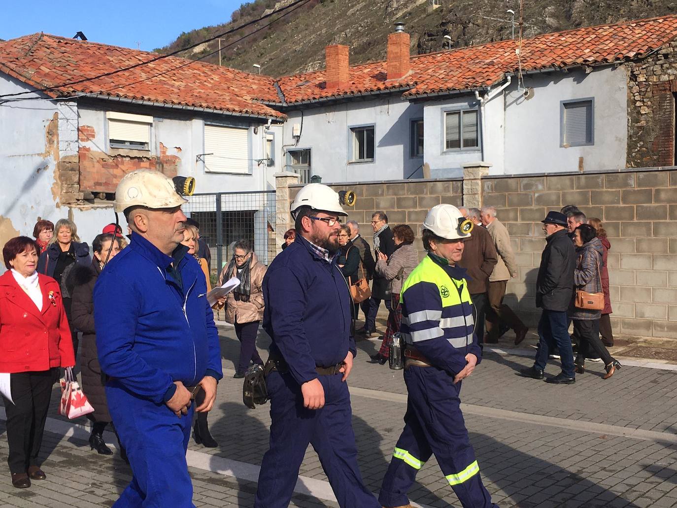 Fotos: Santa Lucía de Gordón celebra Santa Bárbara