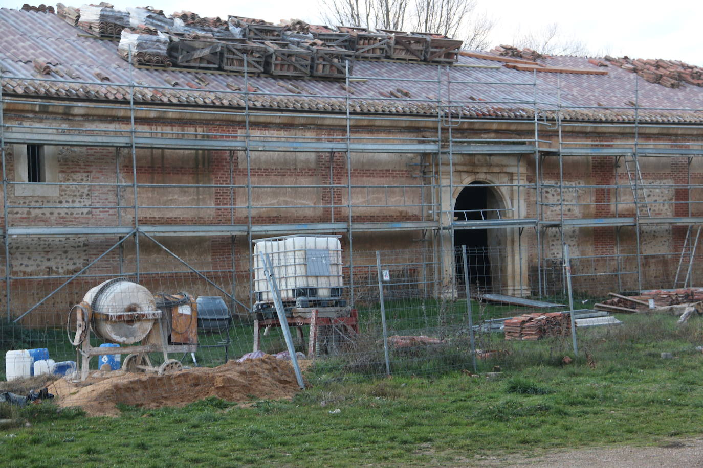 Fotos: Obras en la panera del Monasterio de Sandoval