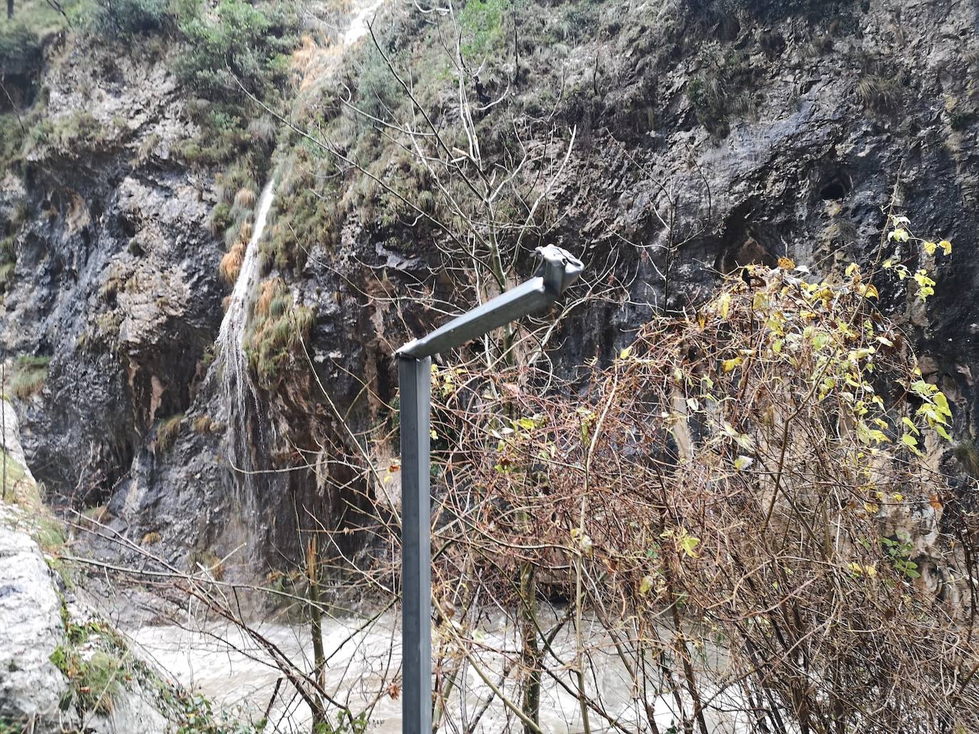 Fotos: Desprendimientos en Caín a causa del temporal