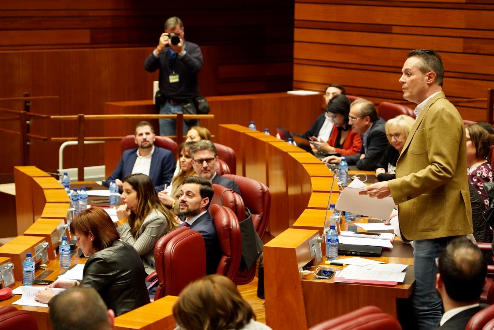 Fotos: Pleno de las Cortes de Castilla y León