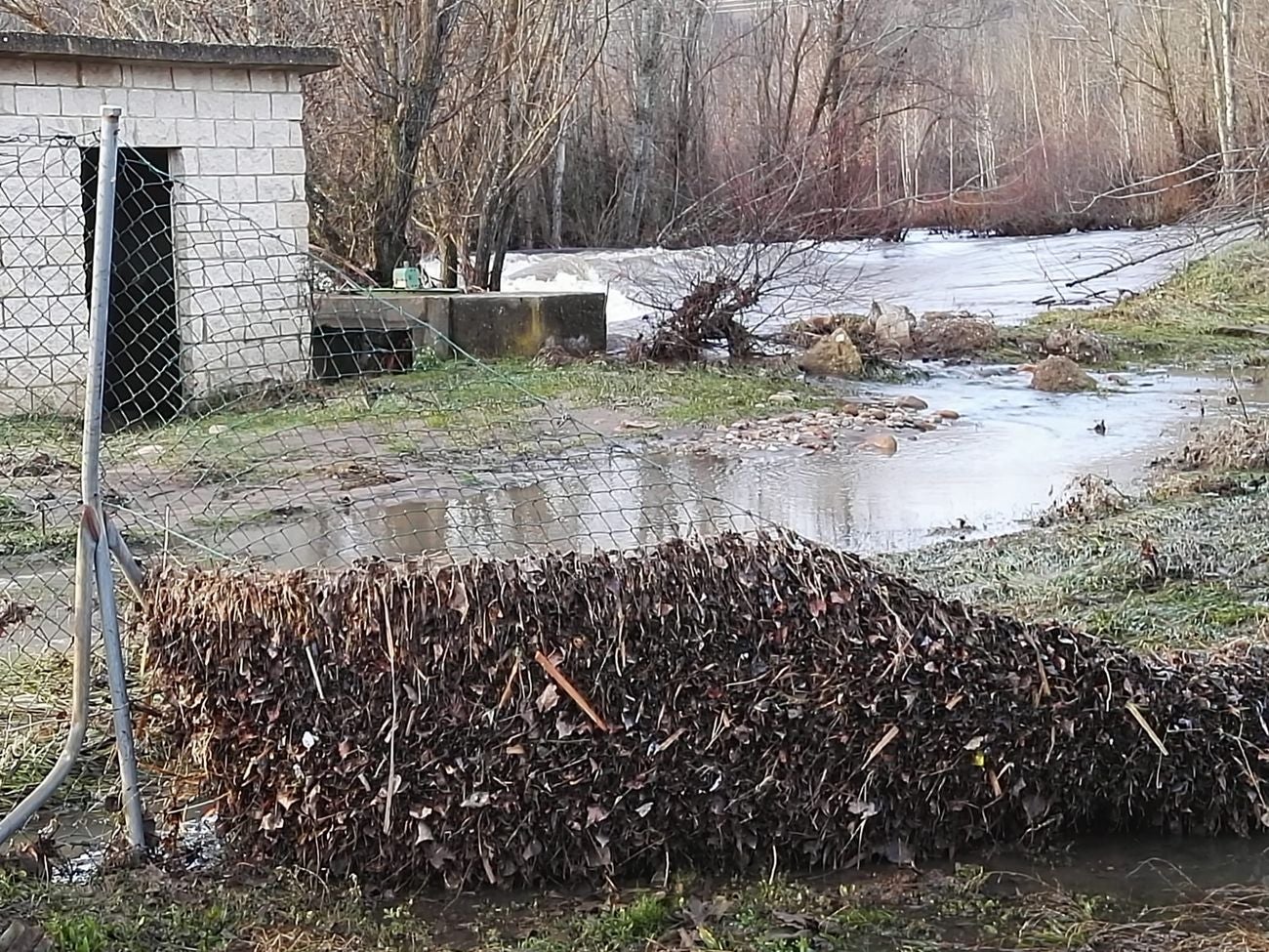 Imagen de lalocalidad de Ruiforco inundada por el agua.