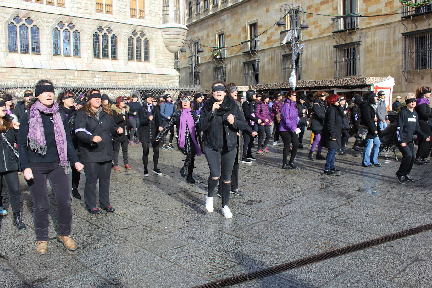 Fotos: Coreografía de &#039;Un violador en tu camino&#039; en León