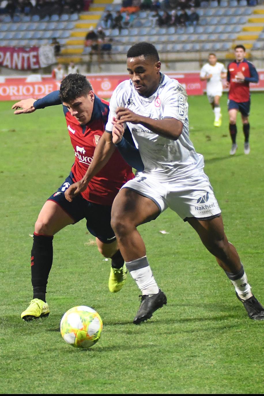 Fotos: Las mejores imágenes del Cultural - Osasuna B