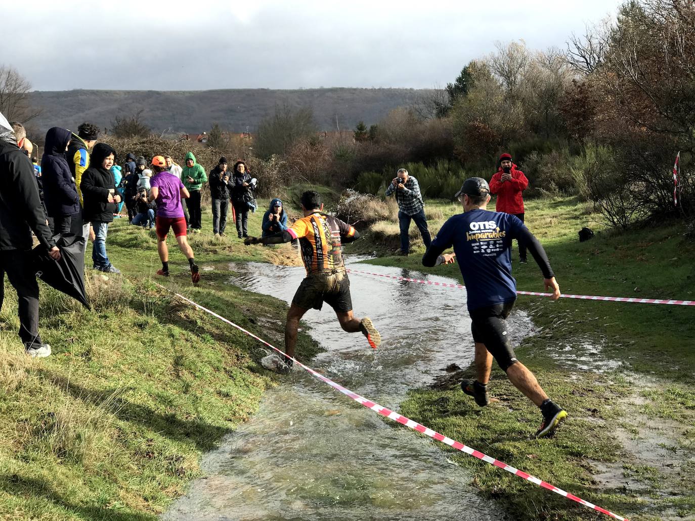 Fotos: Las mejores imágenes del Cross Navideño de Lorenzana