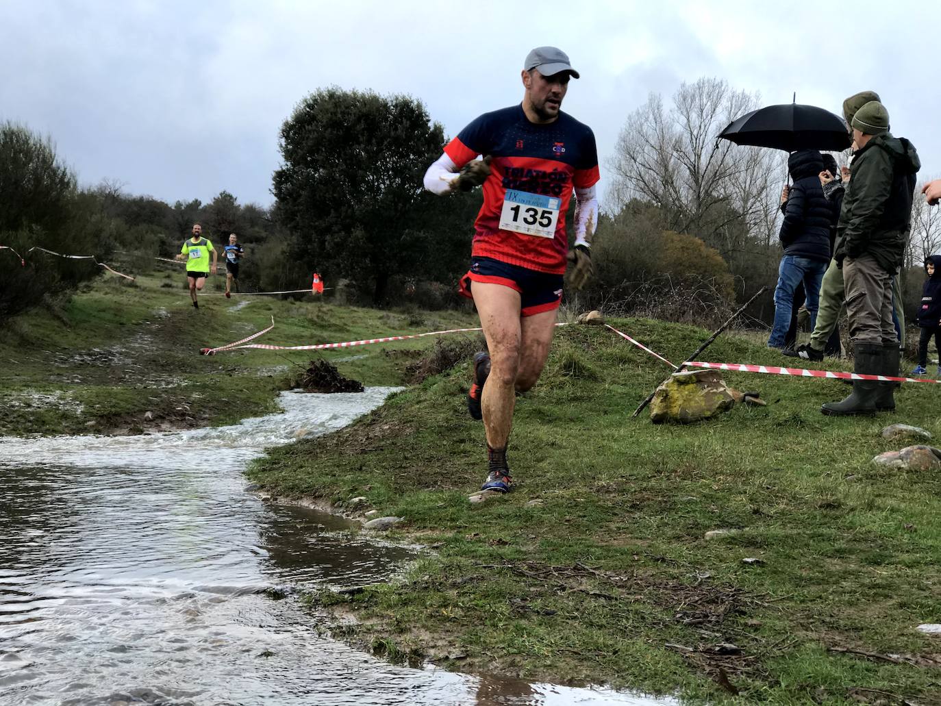 Fotos: Las mejores imágenes del Cross Navideño de Lorenzana