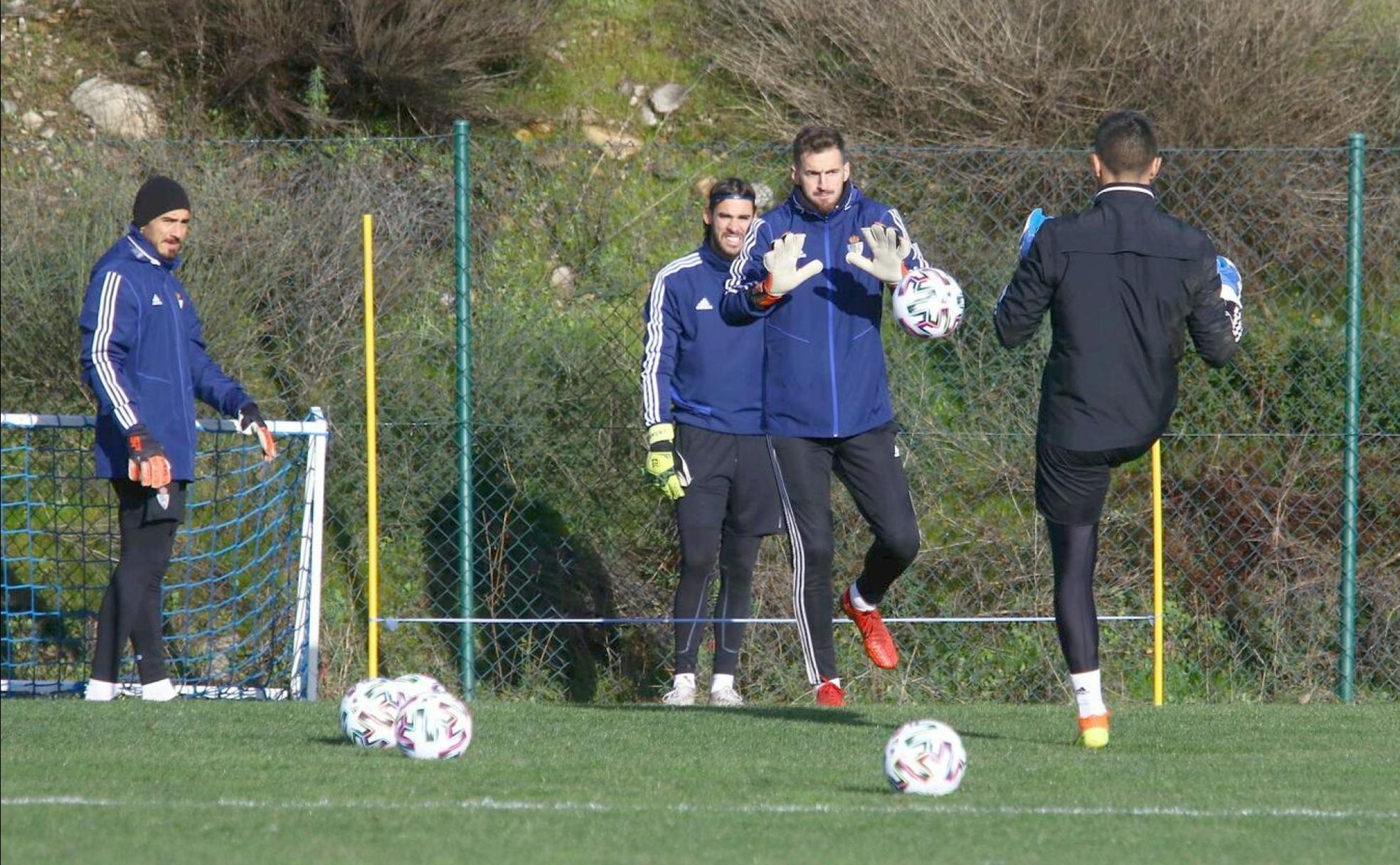 La plantilla de la Ponferradina, durante una sesión de entrenamiento.