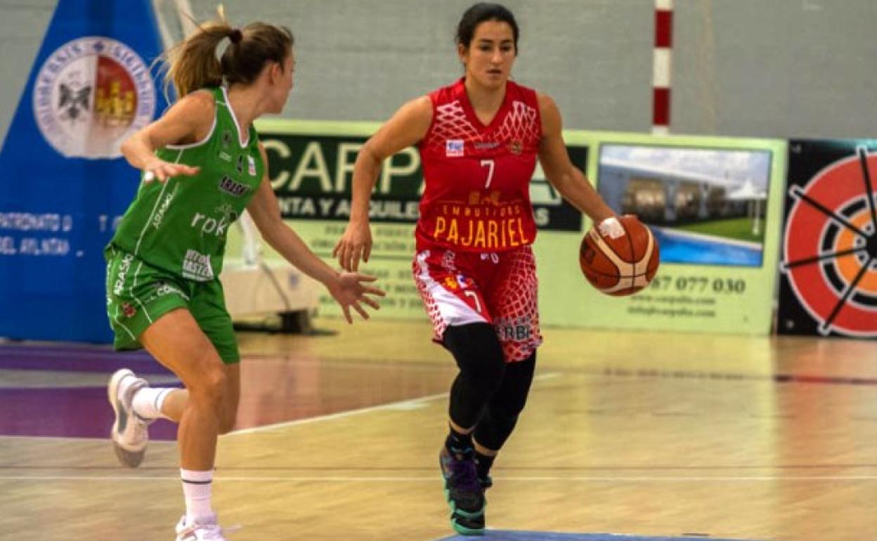 Un lance de un partido del Embutidos Pajariel Bembibre