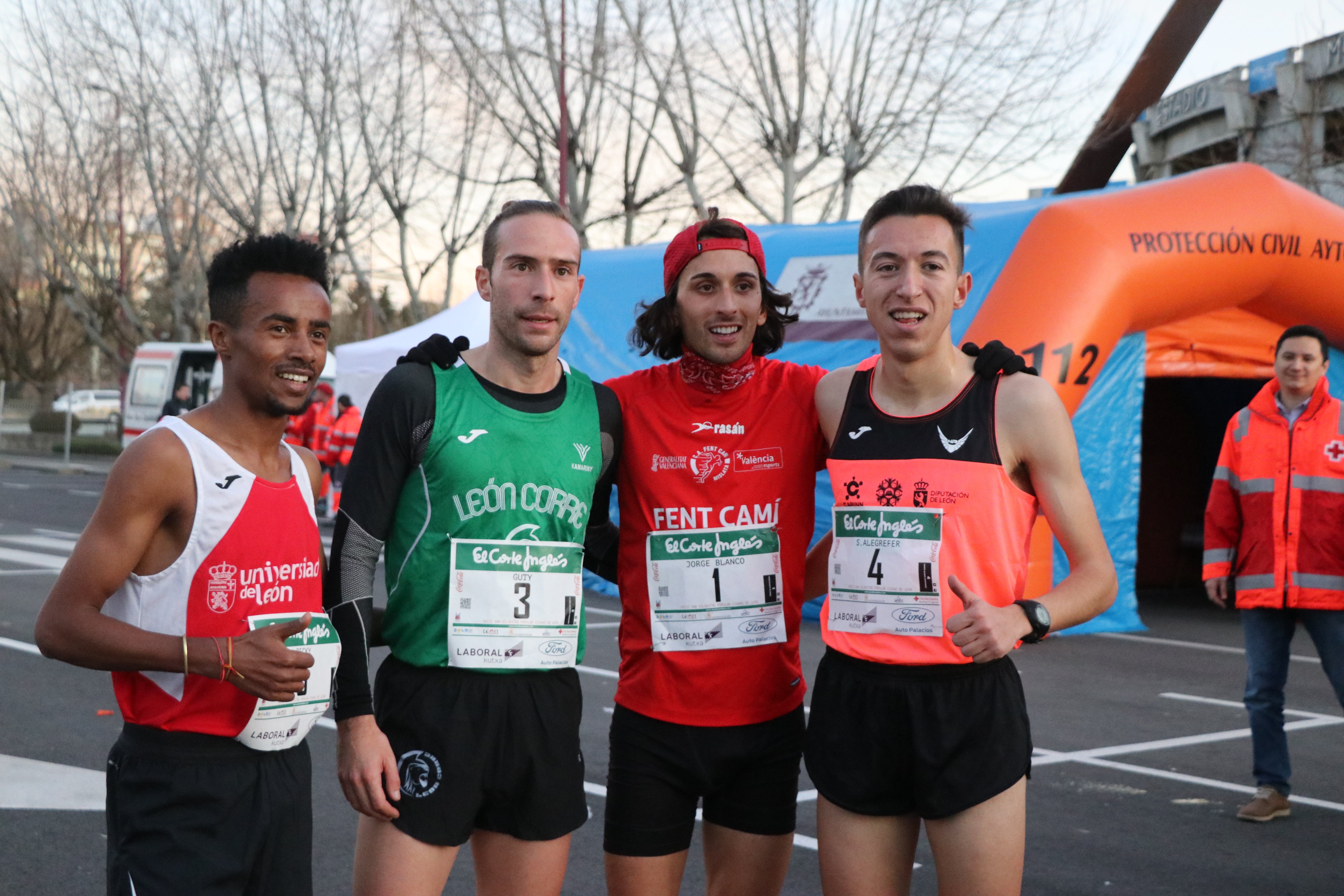 Jorge Blanco fue el vencedor de la San Silvestre de León 2019, seguido de Sergio Alegre y Álvaro Gutiérrez en un recorrido tradicional por la ciudad de 7 kilómetros que finalizó en el aparcamiento del Palacio de los Deportes.