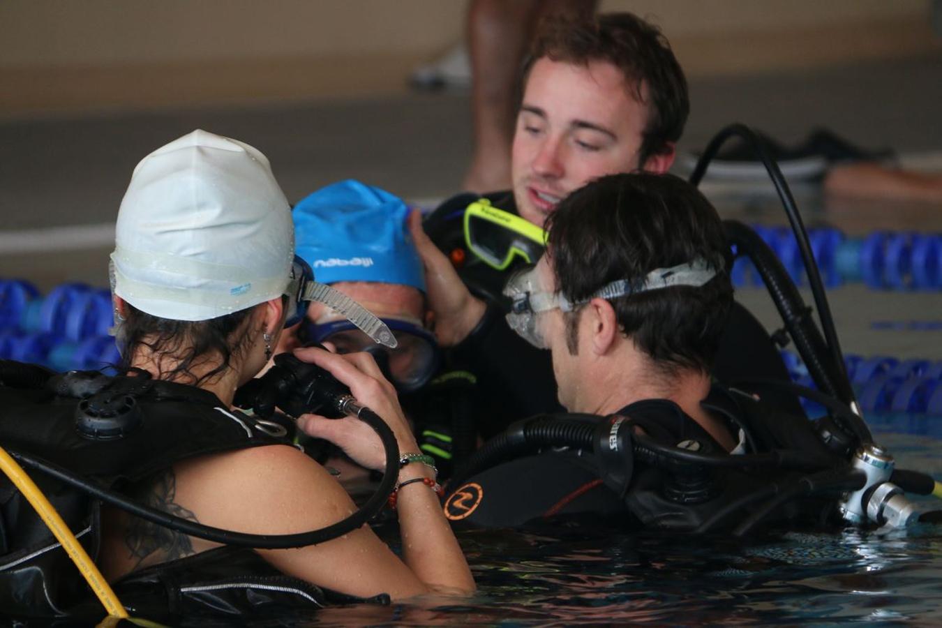 Fotos: Un Juguete por un Bautismo de Buceo