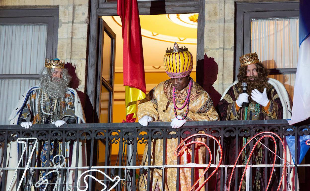 Queridos Reyes Magos